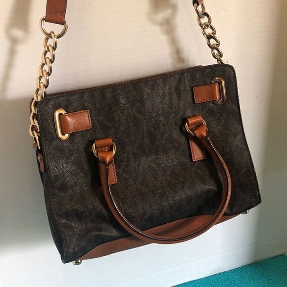 Michael Kors Bag   - Picture 3 of 6